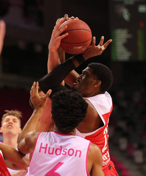 而这也是伊 而这也是伊