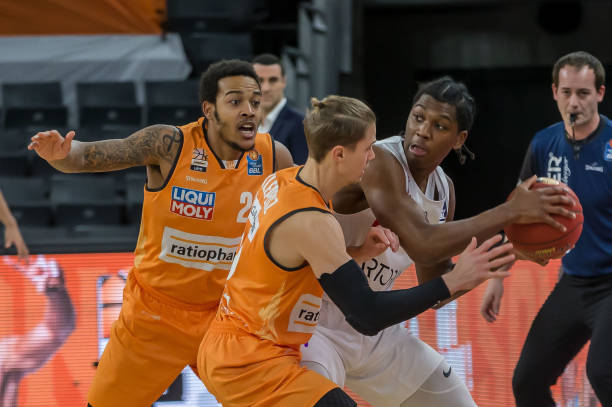 不仅如此 不仅如此