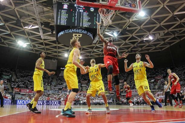 让他成为众 让他成为众